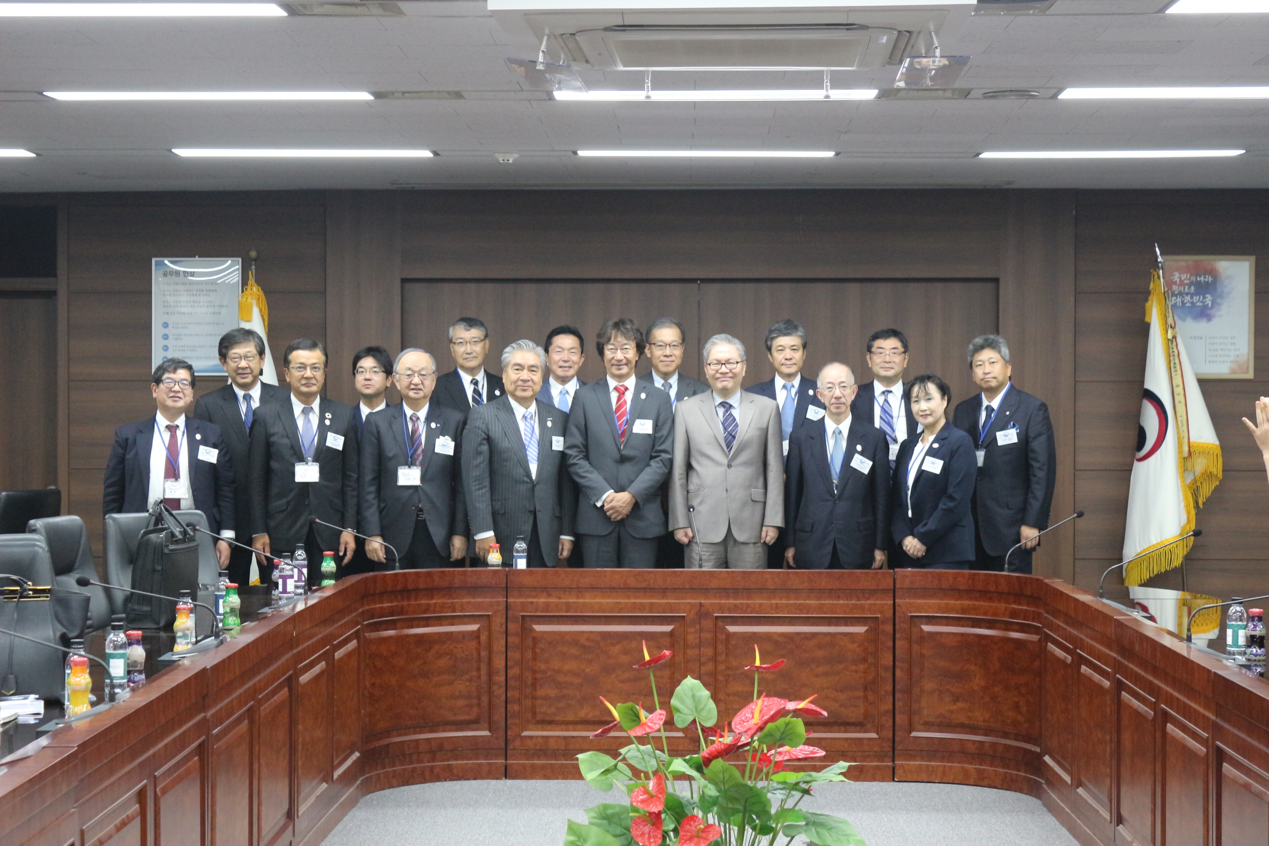 安全保障委員会　第17回「大韓民国訪問団」